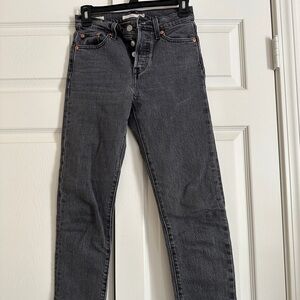 Levi wedgie straight jeans